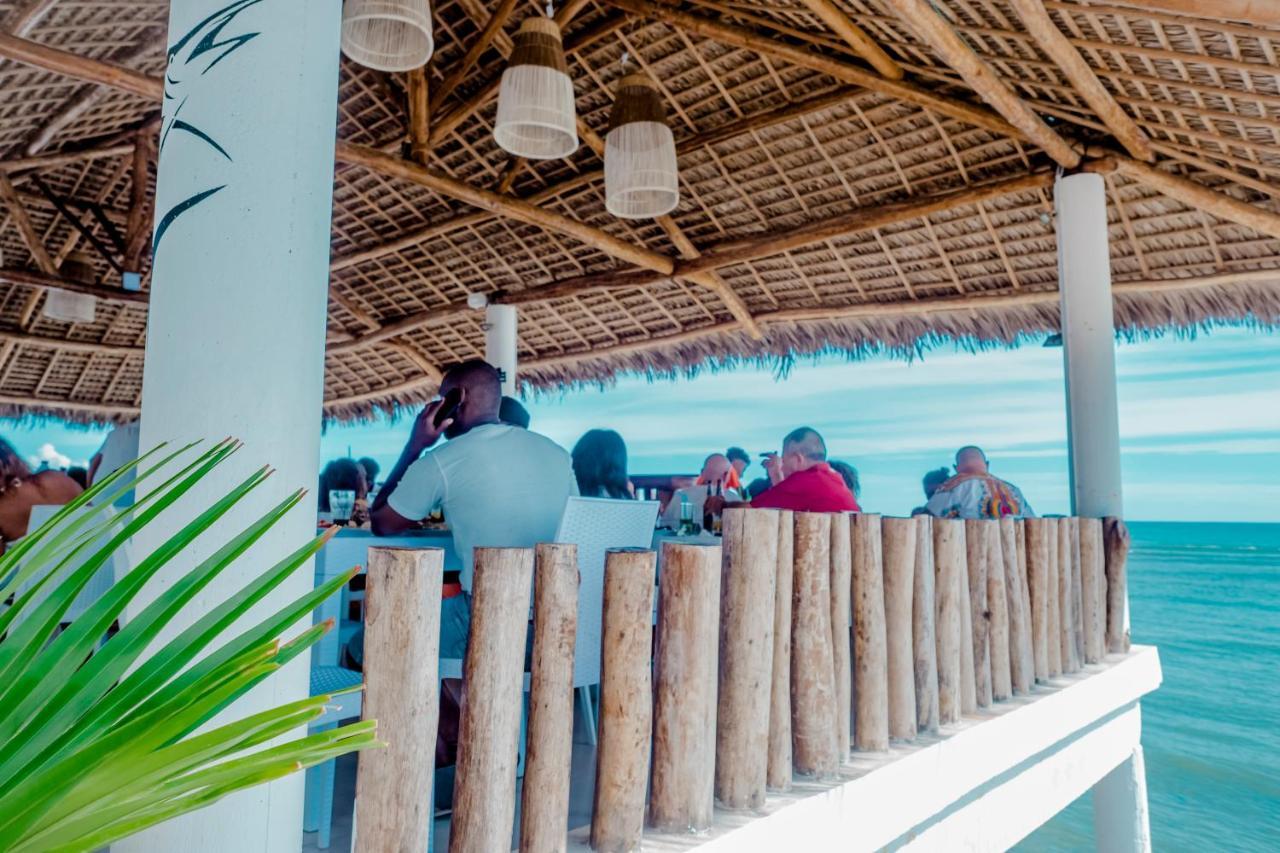 La Fourmi Hotel Nosy-Be エクステリア 写真